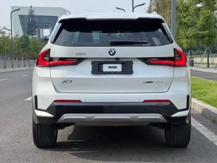 BMW X1 2023 Model sDrive20Li X Design Set – фото 6
