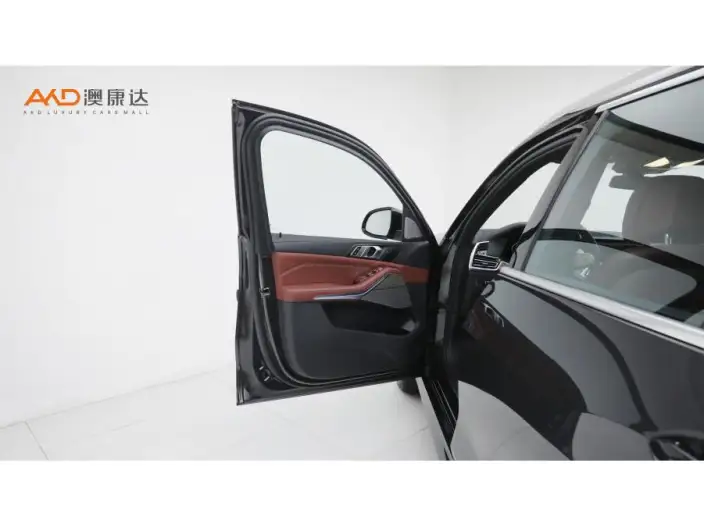 BMW X5 2022 Model xDrive 40Li Exclusive Model M Sports Set – фото 8