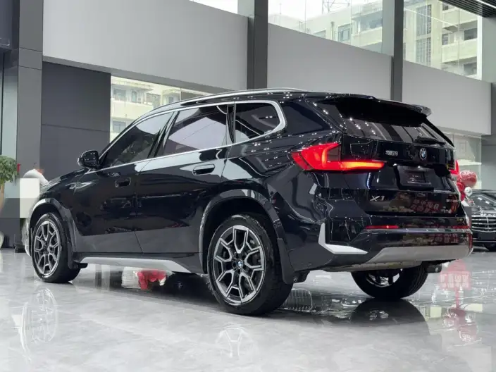 BMW X1 2025 Model sDrive25Li X Design Set – фото 3