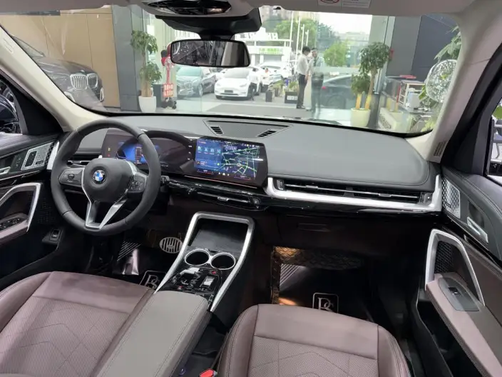 BMW X1 2025 Model sDrive25Li X Design Set – фото 7