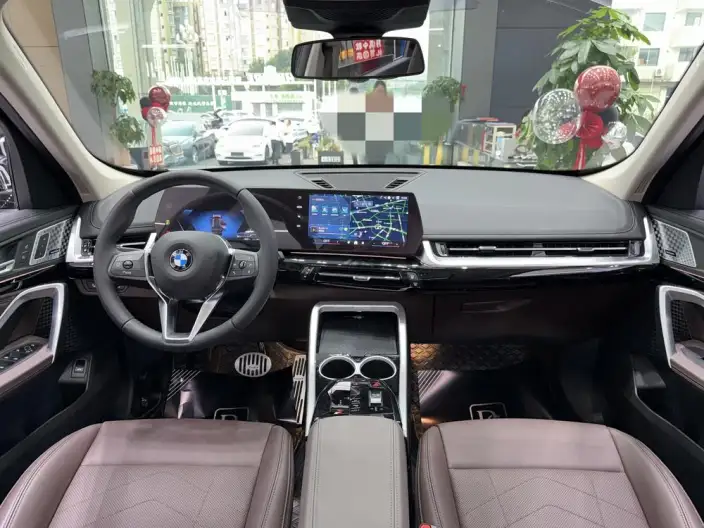 BMW X1 2025 Model sDrive25Li X Design Set – фото 8