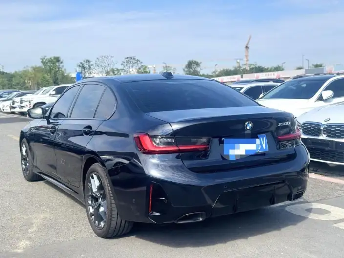 BMW 3 Series 2025 Model 330Li M Sports Night Set – фото 4