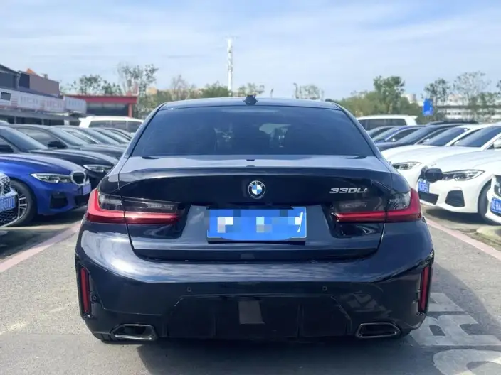 BMW 3 Series 2025 Model 330Li M Sports Night Set – фото 5