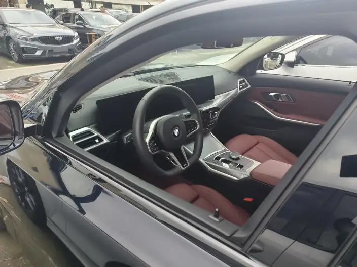 BMW 3 Series 2025 Model 330Li M Sports Night Set – фото 8