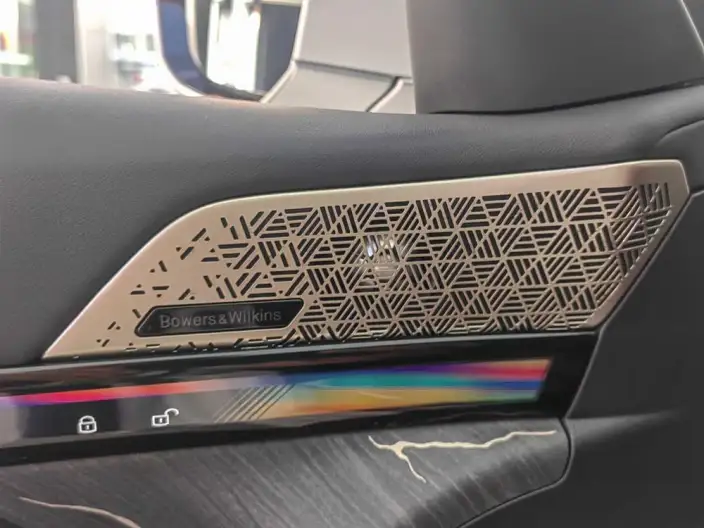 BMW 5 Series 2025 Model 530Li Exclusive Model M Sports Set – фото 9