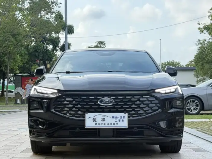 Ford Mondeo 2022 Model EcoBoost 245 Supreme Model – фото 2