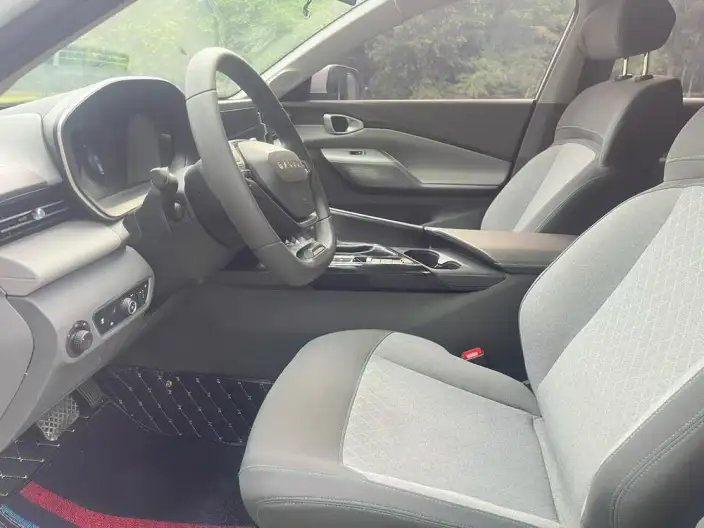 Baojun RC-5 2020 Model 1.5L CVT Smart Shine Elite Model – фото 8