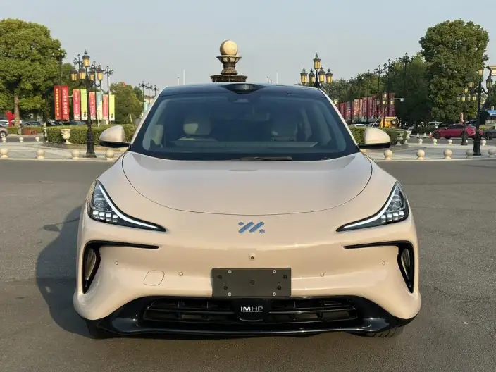 IM LS6 2023 Model Max Standard Edition