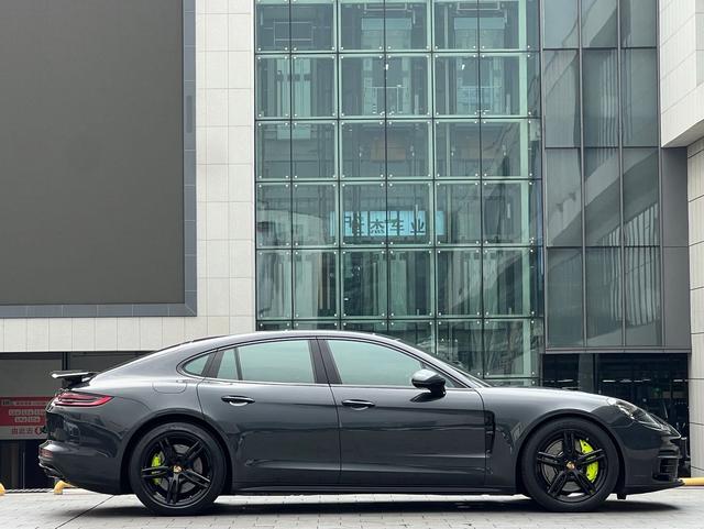 Panamera E-Hybrid Модель 2018 года Panamera 4 E-Hybrid 2.9T – фото 7