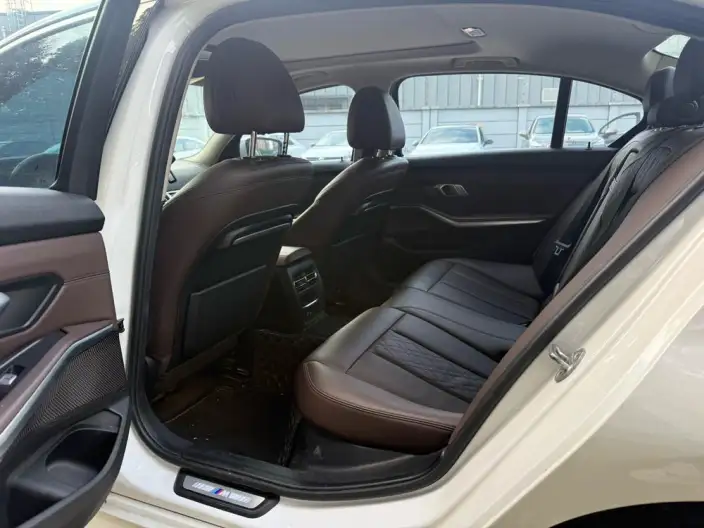 BMW 3 Series 2022 Model 320Li M Sports Set – фото 9