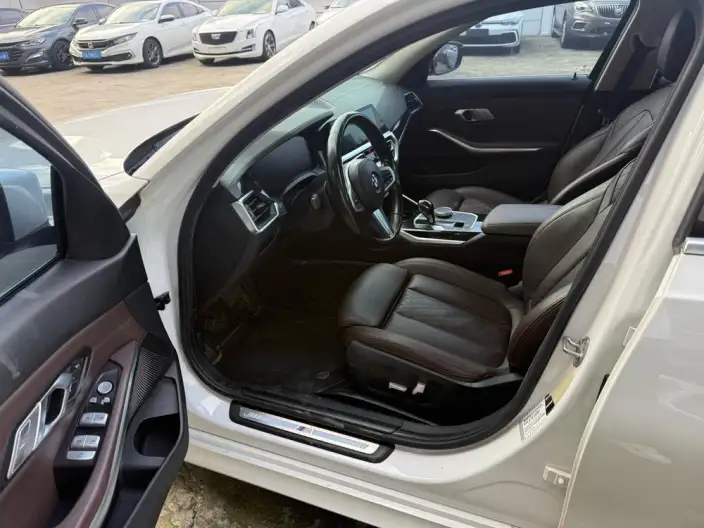 BMW 3 Series 2022 Model 320Li M Sports Set – фото 10