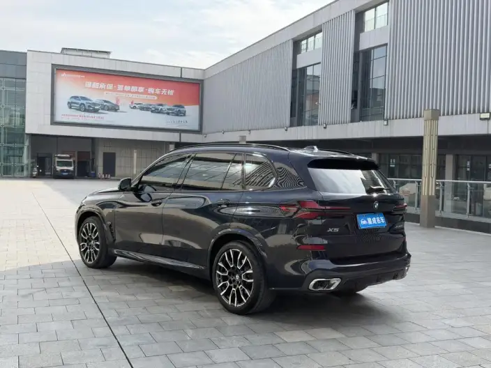 BMW X5 2023 Model xDrive40Li M Sports Night Set – фото 4