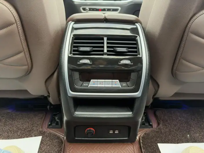 BMW X5 2023 Model xDrive40Li M Sports Night Set – фото 10