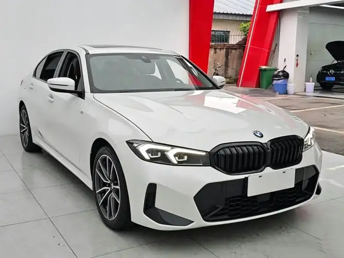 BMW 3 Series 2025 Model 325Li M Sports Set – фото 3