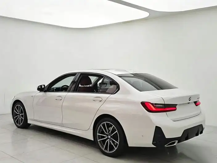 BMW 3 Series 2025 Model 325Li M Sports Set – фото 5