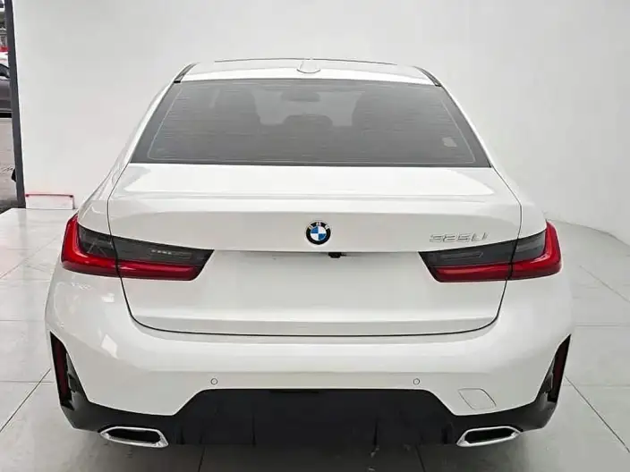 BMW 3 Series 2025 Model 325Li M Sports Set – фото 6