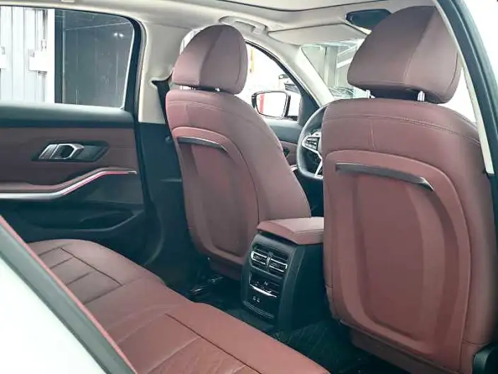 BMW 3 Series 2025 Model 325Li M Sports Set – фото 10