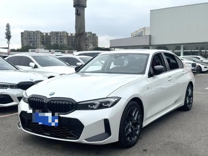 BMW 3 Series 2025 Model 330Li M Sports Night Set – фото 1