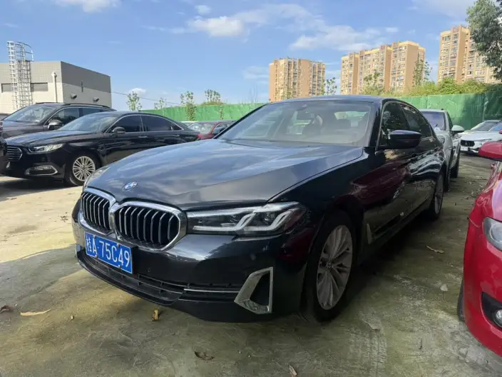 BMW 5 Series 2021 Model Facelift 525Li Luxury Set – фото 1