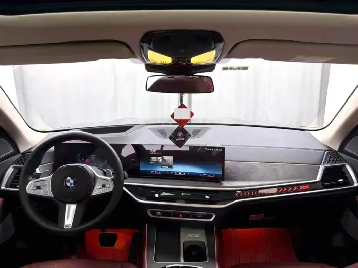 BMW X5 2023 Model xDrive30Li Exclusive Model M Sports Night Set – фото 9