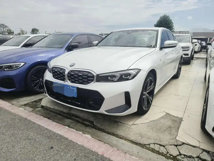 BMW 3 Series 2023 Model 325i M Sports Set – фото 1