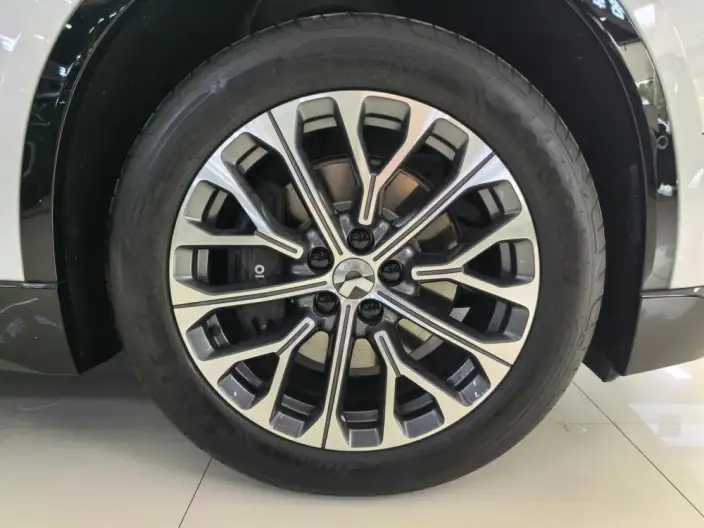 NIO ES6 2025 Model 75kWh – фото 7