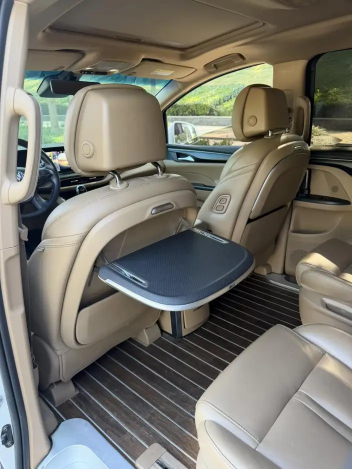 Buick GL8 2021 Model ES Luzun 653T Exclusive Model