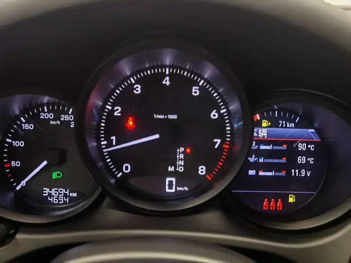 Macan 2022 Model Macan 2.0T – фото 10