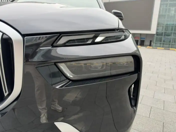 BMW X7 2023 Model xDrive40i Leading Model Luxury Set – фото 7