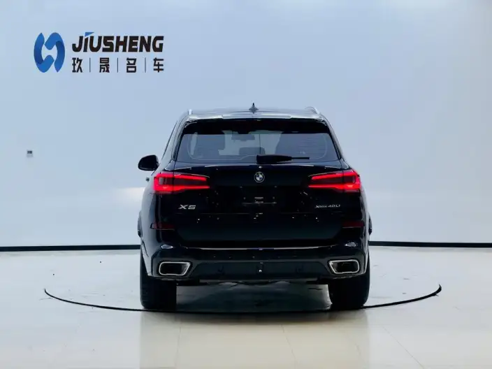 BMW X5 2022 Model Facelift xDrive 40Li M Sports Set – фото 5