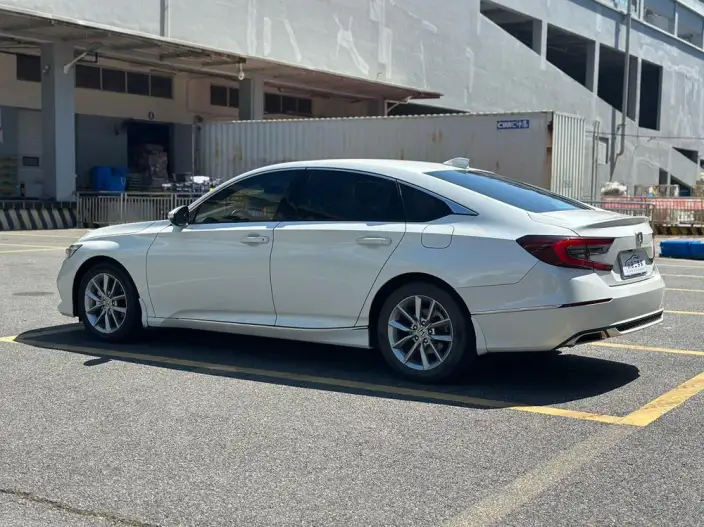 Honda Accord 2022 Model 260TURBO Deluxe Edition – фото 4