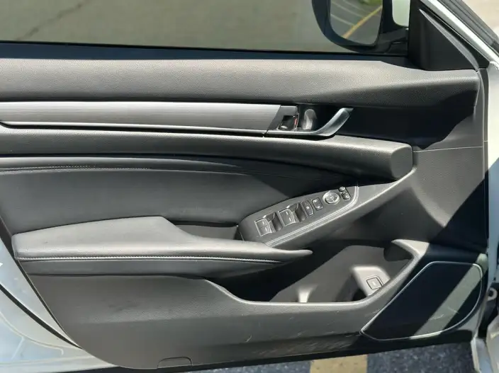 Honda Accord 2022 Model 260TURBO Deluxe Edition – фото 9