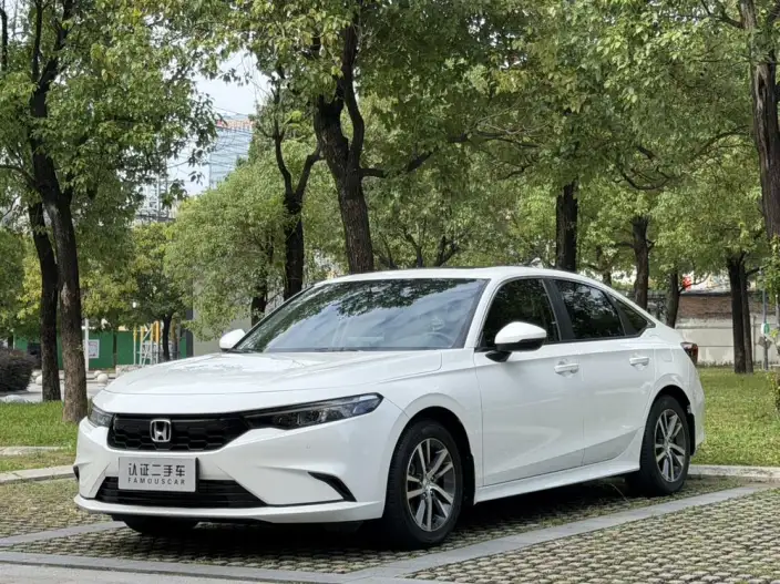 Model Ge 2023 Model 240TURBO CVT Technology Edition – фото 1
