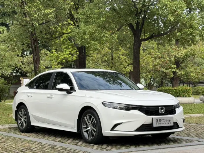 Model Ge 2023 Model 240TURBO CVT Technology Edition – фото 3