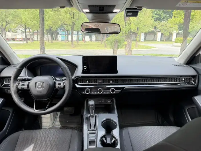 Model Ge 2023 Model 240TURBO CVT Technology Edition – фото 10