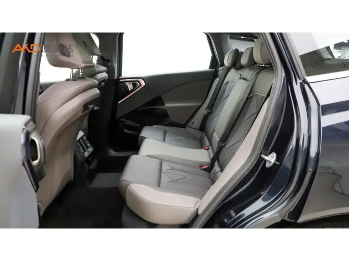 BMW X3 2025 Model xDrive30L Exclusive Model M Sports Set – фото 9