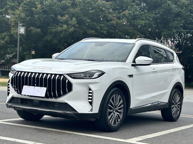 Jetour X70 PLUS 2024 Champion Edition 1.6T DCT Champion ULTRA 5-Seater