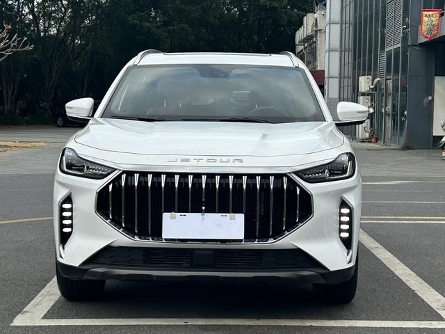 Jetour X70 PLUS 2024 Champion Edition 1.6T DCT Champion ULTRA 5-Seater