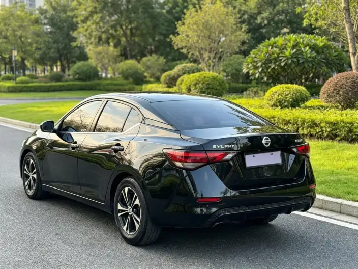 Nissan Sylphy 2021 Model 1.6L XL CVT Smart Edition