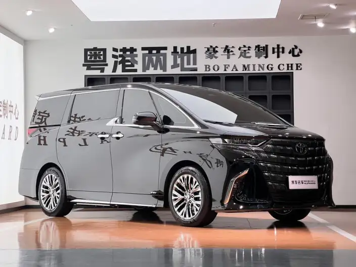 Elfa 2023 Model 2.5L Intelligent Hybrid 4WD Premium