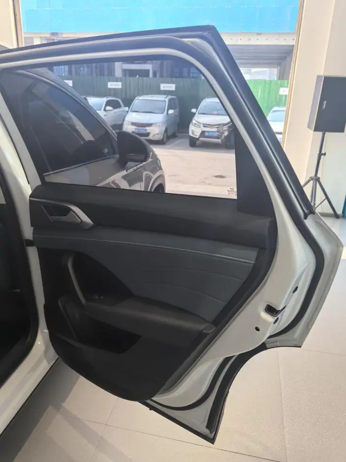 Volkswagen Tharu 2024 Model 300TSI 2WD Full Moon Edition – фото 8