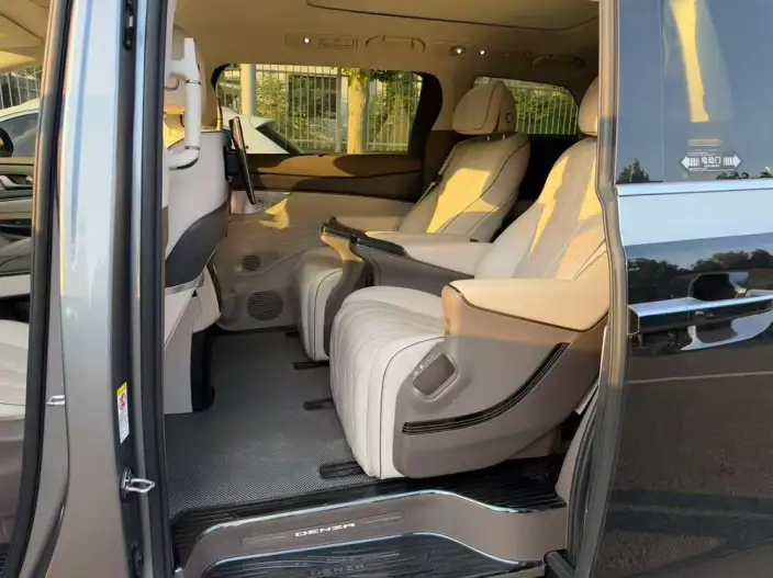 DENZA D9 DM 2022 Model 970 4WD Flagship Model – фото 9