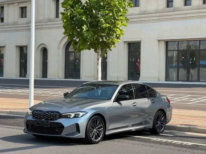 BMW 3 Series 2023 Model 325i M Sports Night Set