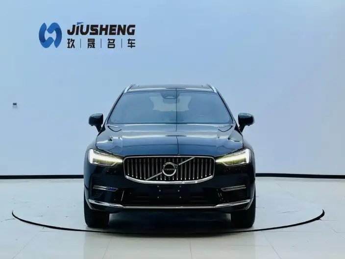 Volvo XC60 2025 Model B5 4WD Smart Range Deluxe Edition