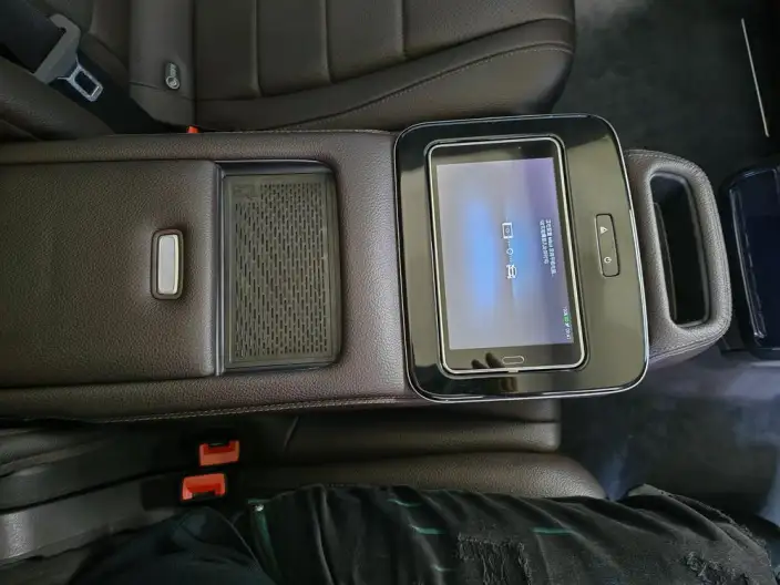 Mercedes-Benz GLS 2020 Model GLS 450 4MATIC Dynamic Model – фото 7