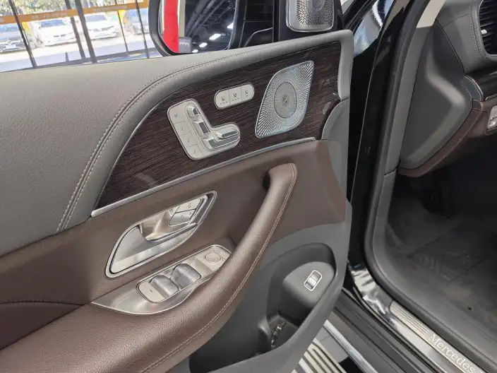 Mercedes-Benz GLS 2020 Model GLS 450 4MATIC Dynamic Model – фото 9