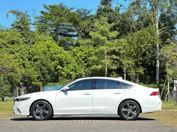 Honda INSPIRE 2025 Model 260TURBO Elegant Edition – фото 4