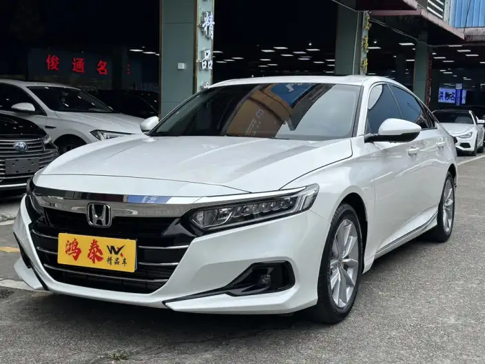 Honda Accord 2022 Model 260TURBO Deluxe Edition – фото 1