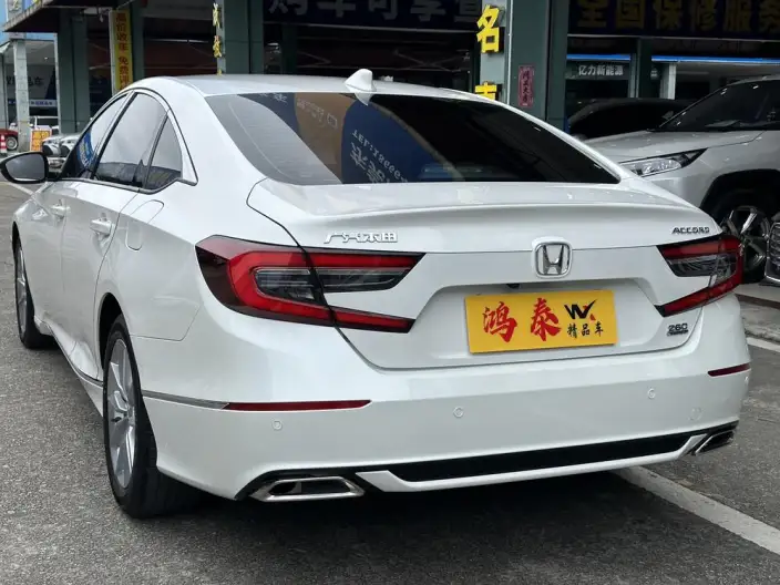 Honda Accord 2022 Model 260TURBO Deluxe Edition – фото 4