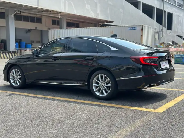 Honda Accord 2022 Model 260TURBO Deluxe Edition – фото 4